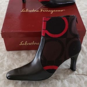 Salvatore Ferragamo Serenata boots